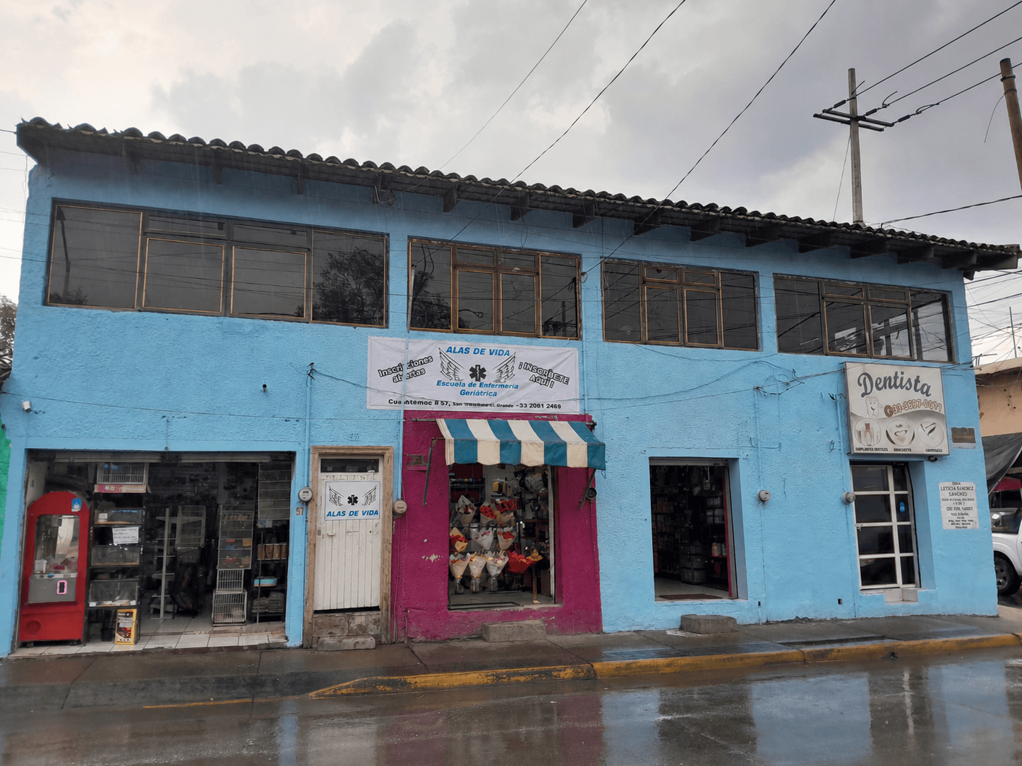 Fachada del plantel Alas de Vida